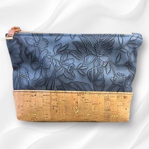 Tropical Plant Embossed Pattern Vinyl Zipper Pouch / Cosmetic Bag